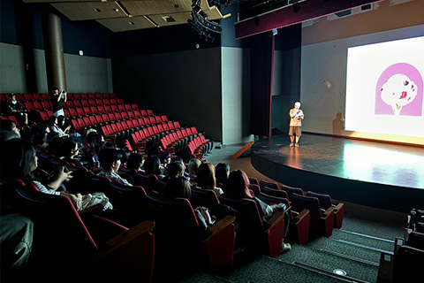 I.U.D.C 활동사진